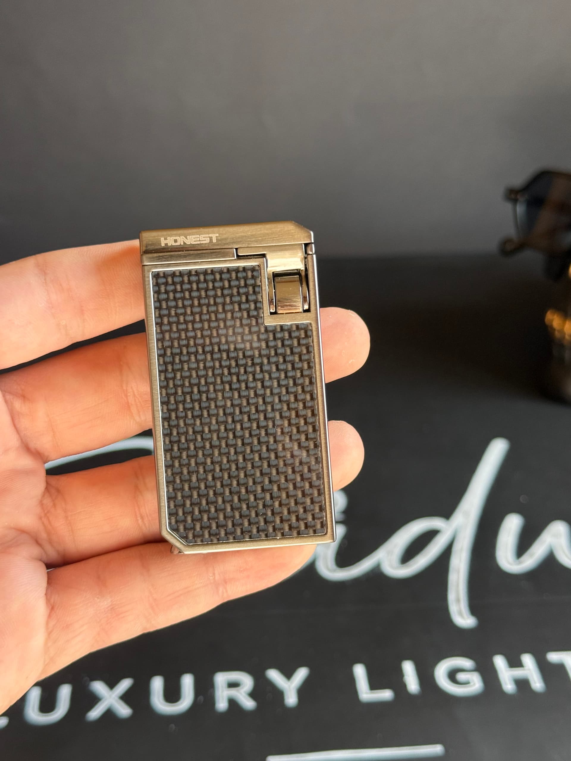 Honest Lighter