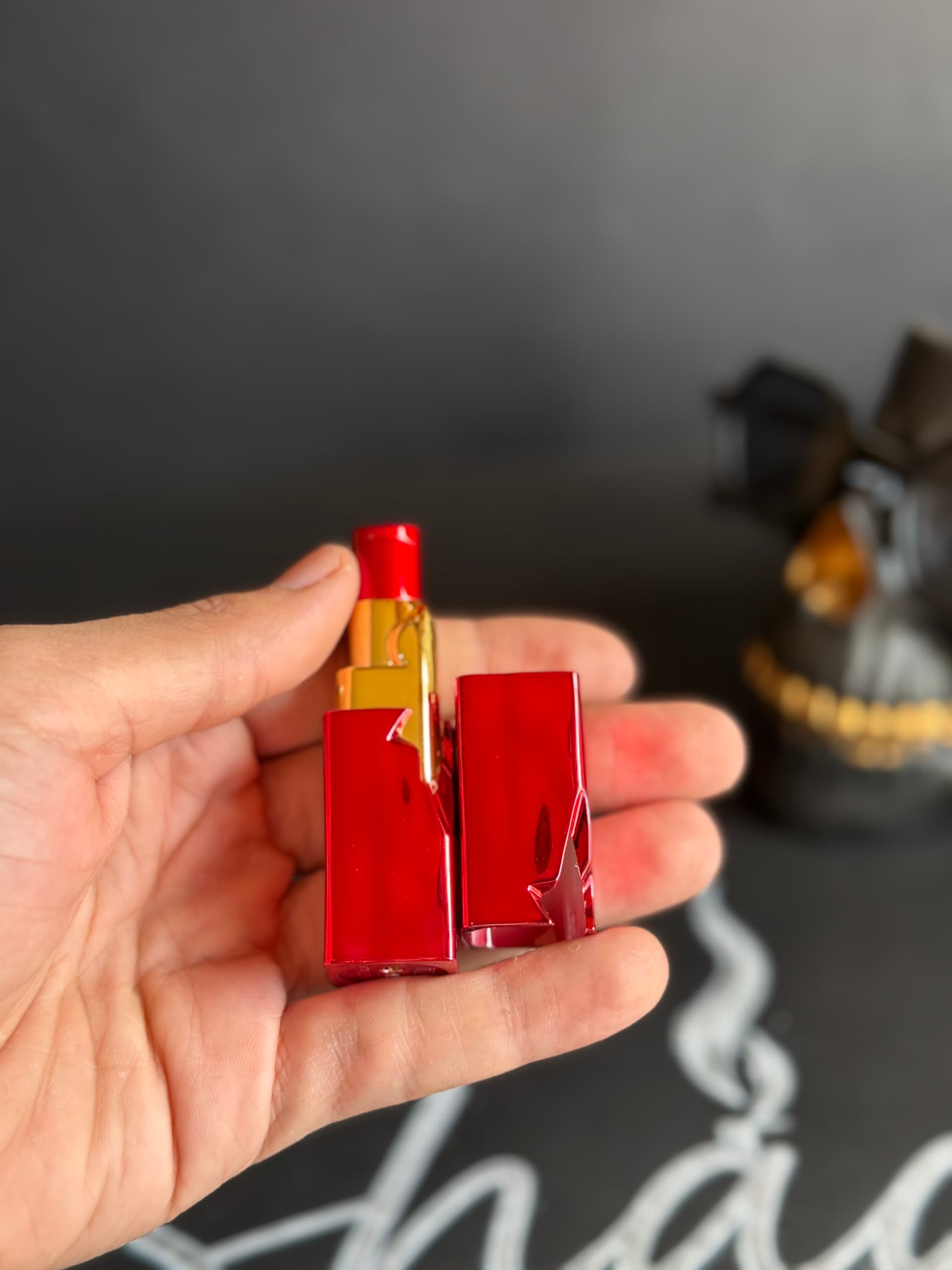 Lipstick Lighter