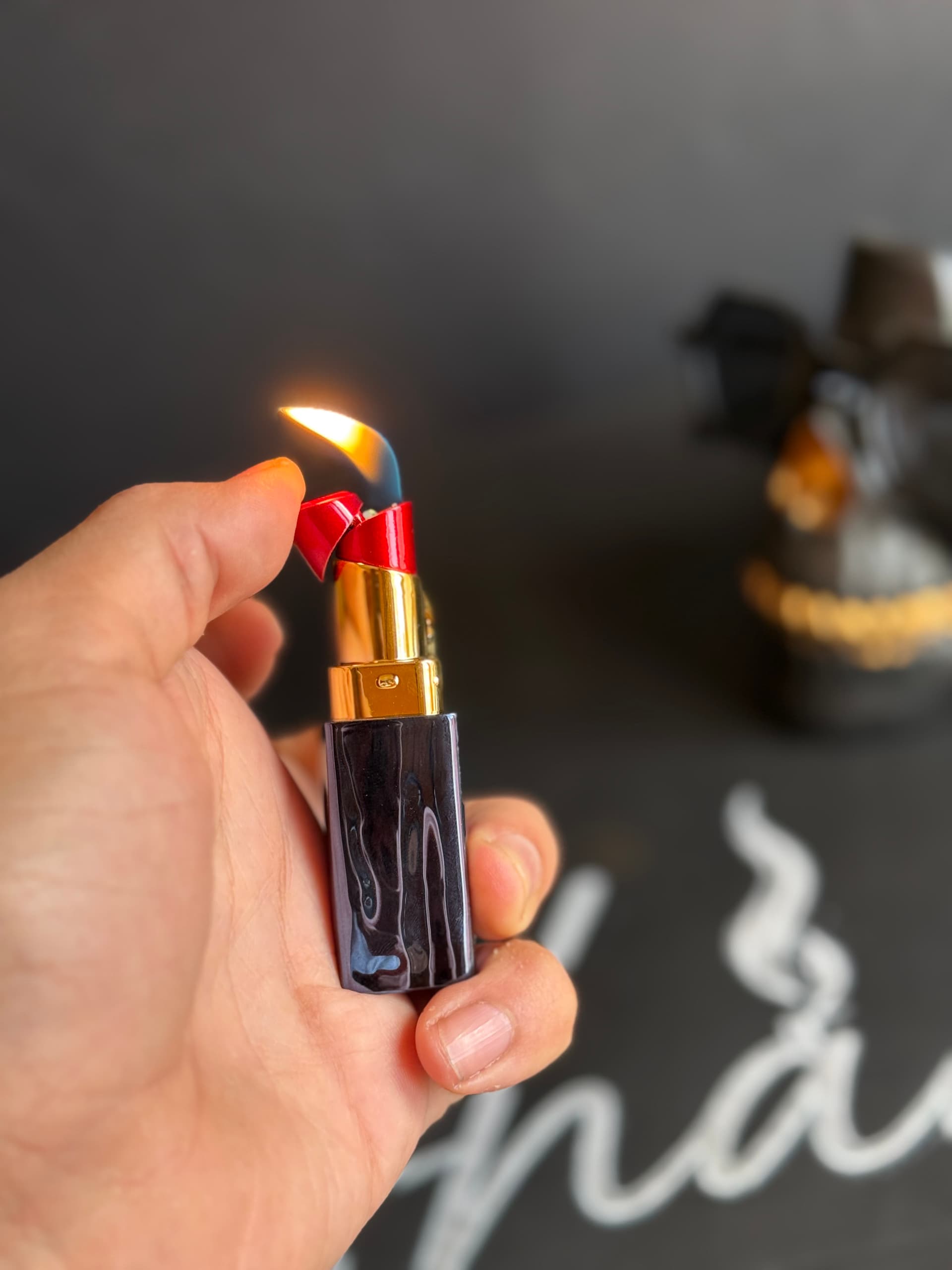 Lipstick Lighter