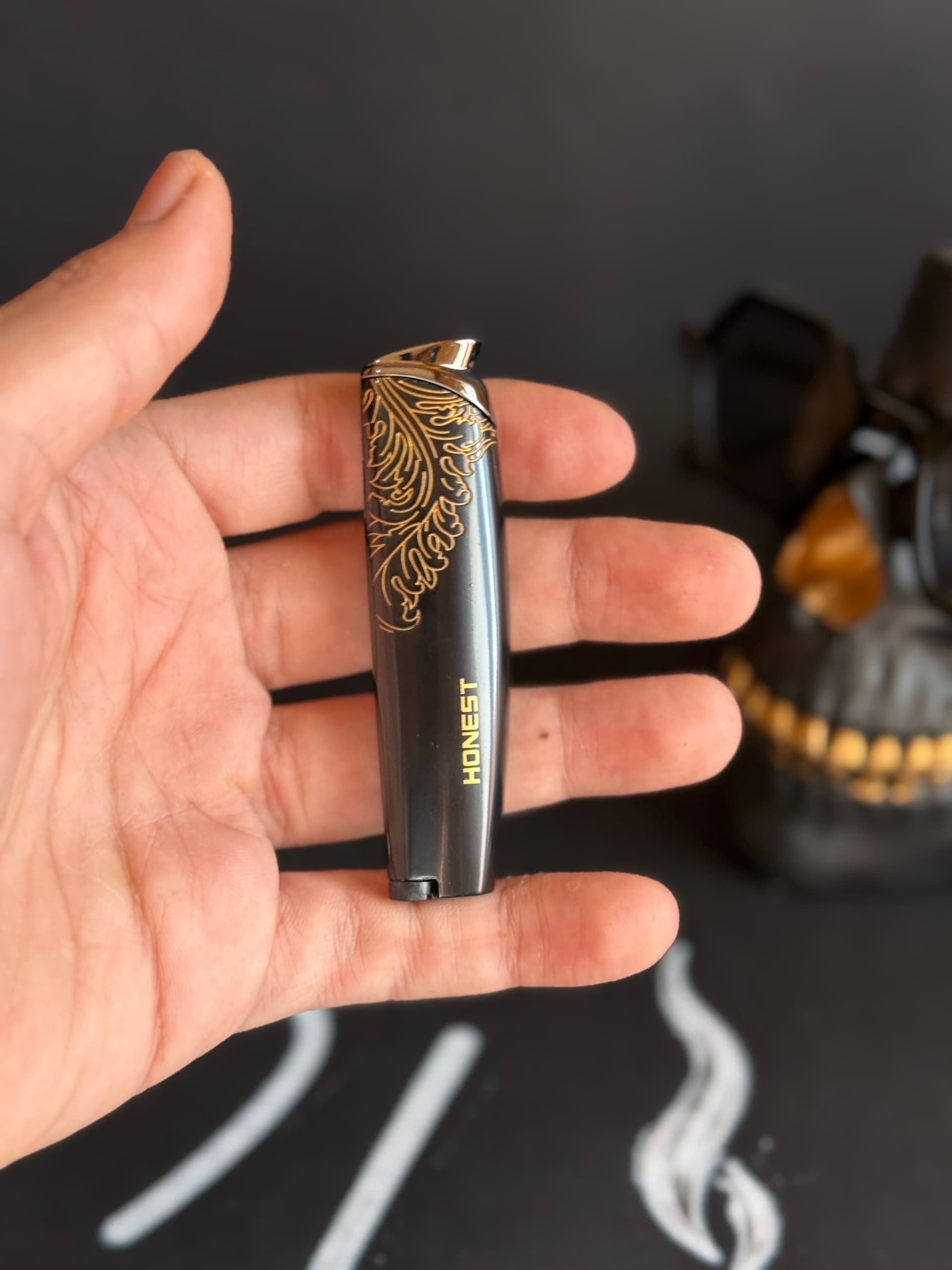 Honest Bird Lighter